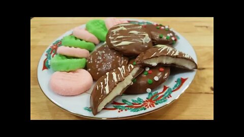 Peppermint Patties - Easy No-Fail - The Hillbilly Kitchen