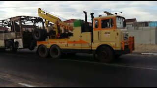 SOUTH AFRICA - Cape Town - Buses and trucks burnt in taxi strike (GS3)