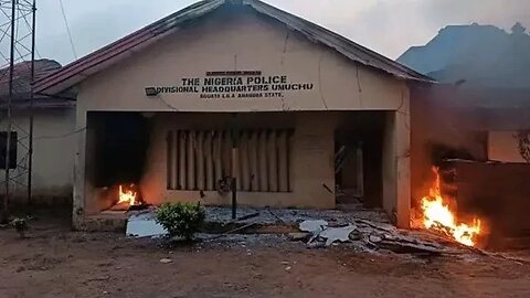 Hoodlums set police station ablaze in Anambra.