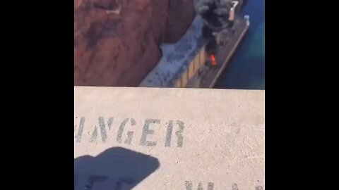 💥Happening now, Explosion at Hoover Dam