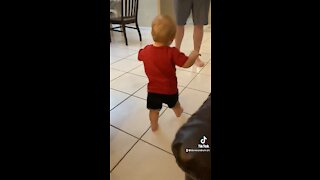 Daver takes his first steps