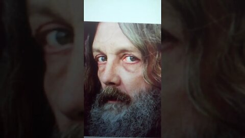 Alan Moore Calls Superheroes Sinister & Addictive, Claims They Lead to QAnon & Other Extremist Acts