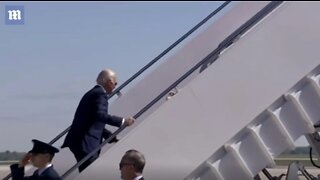 Not Again! Biden Stumbles On The Air Force One Stairs