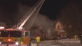 2 dead in early morning house fire in Monroe