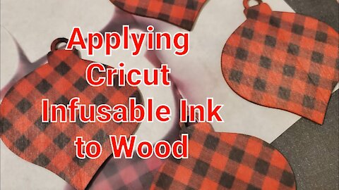 DIY Quickies: Applying Infusible Ink to Wood