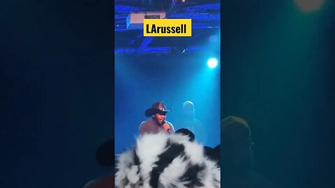 LArussell Rap Tearing it up on the Mic 🎤🤑 Austin Texas Hip Hop Rap Live