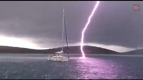Viral Video UK: Lightning strike nearly hits boat!
