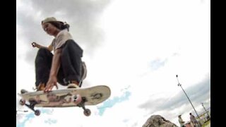 Skater cai de forma aparatosa em parque da Costa Rica