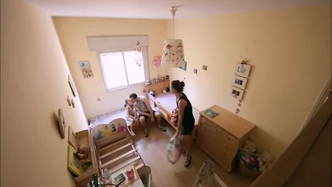 Time Lapse Shows Amazing Bedroom Transformation