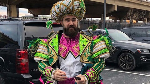 Jason Kelce Loses His Sh*t During Eagles Championship Parade Speech