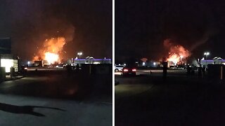 Massive Michigan industrial fire sparks hundreds of explosions