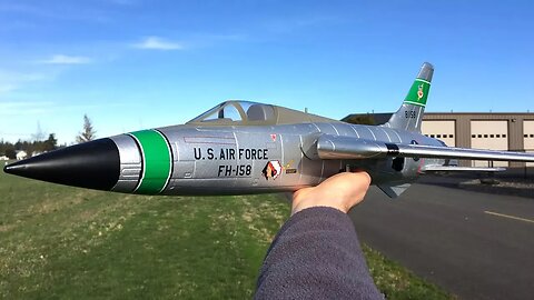 Freewing F-105 Thunderchief 64mm EDF Jet Slow Passes and Speed Test