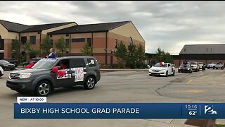 Bixby High School honors class of 2020 with parade