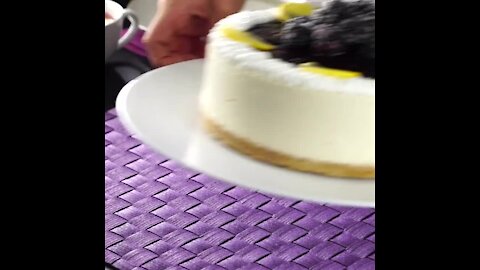 No-Bake Cheesecake with Blackberry Jam