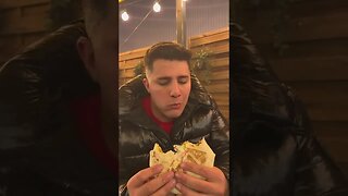 TESTAM NOUL WRAP DE LA TACO BELL #oguritamica #mancare #manciosul