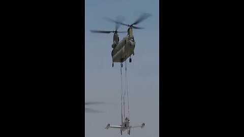 Heavy Delivery Classic Fighter Jet, US CH-47 Chinook Lifts