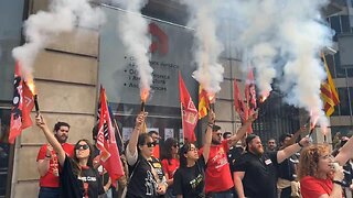 Spain: Thousands march in Barcelona to demand better working conditions on Labour Day - 01.05.2023