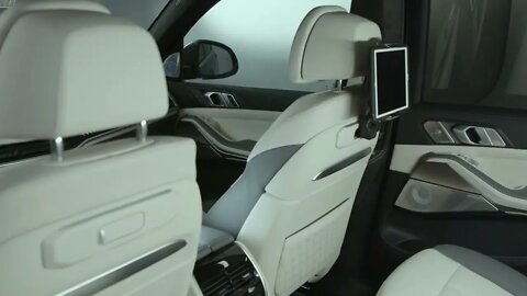 BMW X7 2023 LCI | Facelift New Look Interior Drive.