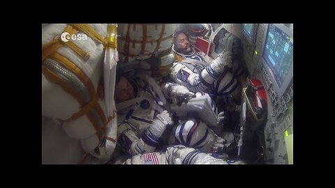 Soyuz undocking, reentry and landing explained