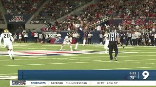 McMillan dazzles with one-hand catches