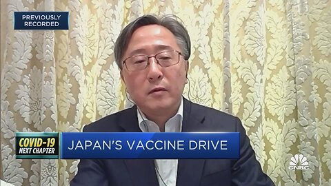 Japanese news discussing the Covid vaccine