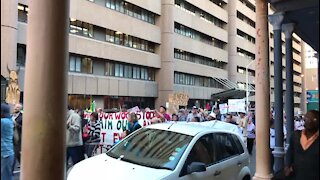 Thousands take to streets in Cape Town to call for removal of Zuma (7DB)