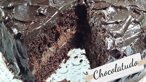 Easy and Very Tasty Chocolate Cake (Bolo de chocolate fácil e muito gostoso)