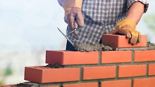 How to do a proper brick laying?