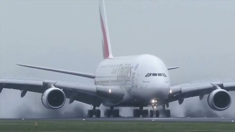 19 # 60-minute A380 take-off and landing process