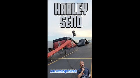 Harley Davidson Jump!