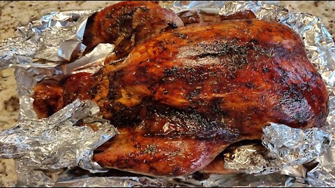 Christmas & New Year Dinner Recipe | American Brined Roast Turkey | 圣诞节和新年必备-北美传统烤火鸡这样做，看琳达姐烤7公斤火鸡作家宴