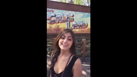 Guy 'Charms’ Girlfriend With Constant Puns At Disneyland