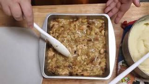 Dollar tree Thanksgiving dinner/turkey stuffing bake