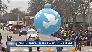 Annual holiday parade held in Green Bay