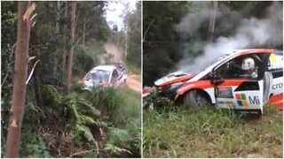 Un accident violent durant un championnat de rallye