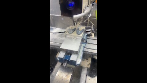 Machining tool forks for the ATC
