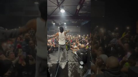Tommy Lee Sparta Sold Show In Toulouse France