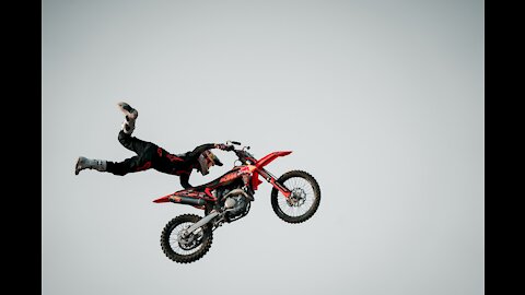 Amazing Stunt Video
