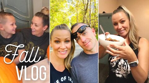 FALL VLOG! 🍁 || Pumpkin Carving || Fall Recipe: Sausage Sauerkraut Soup || 2 WKS until ALASKA!