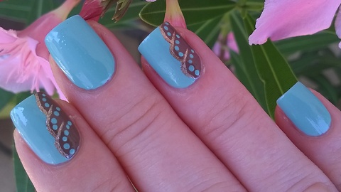 Elegant Blue & Brown Nail Design With Gold Decoration