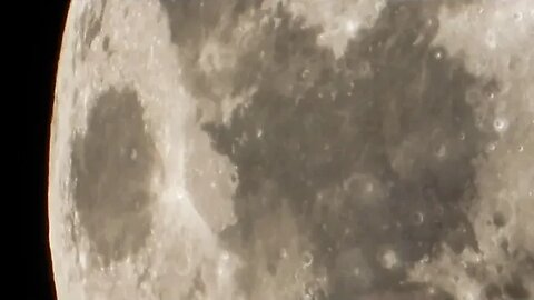 Zooming in on the Moon (June 28-2023) Nikon P1000