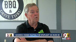 River Road business says traffic light needed for safety