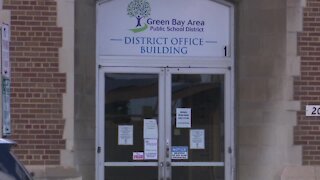 Green Bay parents and educators react to students returning back to the classroom