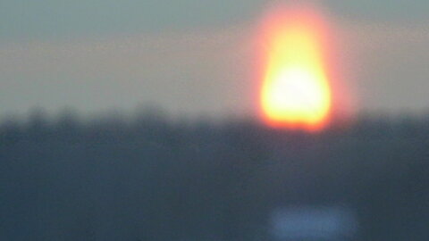 Радужный столб. Тюмень. Закат Солнца. 22 март 2022