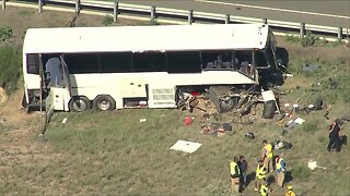 2 dead in charter bus crash in Pueblo