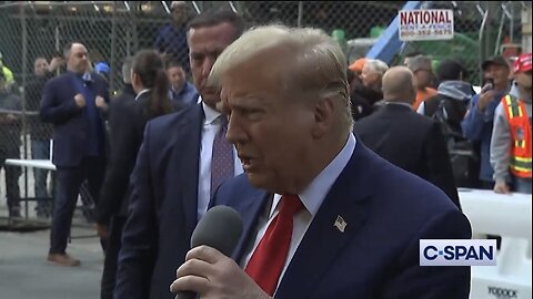 TRUMP❤️🇺🇸🥇VISIT NYC CONSTRUCTION SITE🦺🏗️🌆🚧🤍🇺🇸🏅TALKS TO REPORTERS💙🇺🇸🎤🌇⭐️