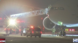 Vikings plane skids off taxiway