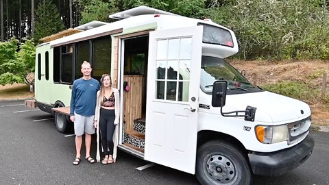 Miles & Sinclaire - DIY Short Bus With Shower, Toilet & AC