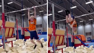 Talented kid has mad skills in calisthenics