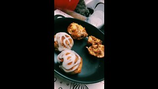 Cinnamon roll breakfast bites